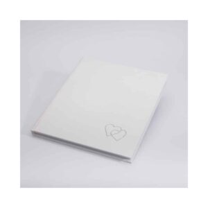 Gæstebog hvid satin med sølvhjerter – 23 x 25 cm